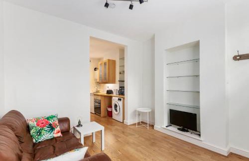 Barbican Apartment | 1 bed Barbican Duplex pad