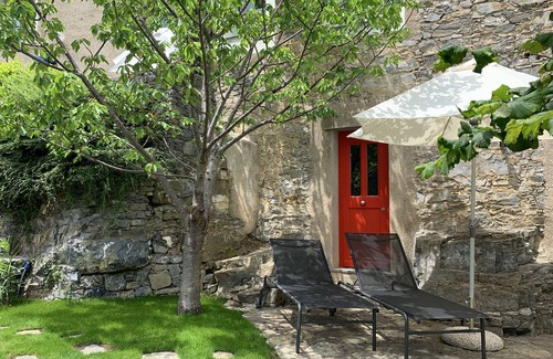 Colletta Cottage | 1 Bed Cottage Sleeps 4 Private Garden - Pool