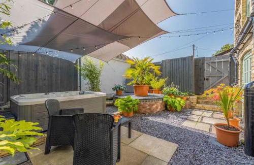 Glandyfi House | 1 Bed in Capel Bangor oc-y33024