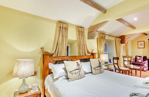 Hawes House | 1 Bed in Hawes 94120