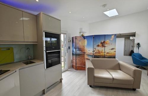 Woolacombe Cabin | 1 Bed in Woolacombe oc-t32771