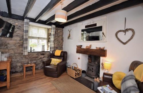 Llanaelhaearn House | 1 bed property in Trefor Beach 77891