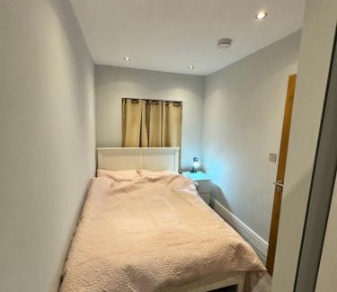 Oxford House | 1 bed with kitchenette and bathroom