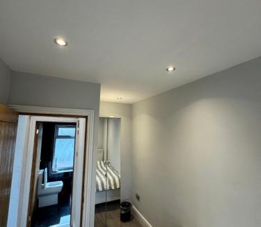 Oxford House | 1 bed with kitchenette and bathroom