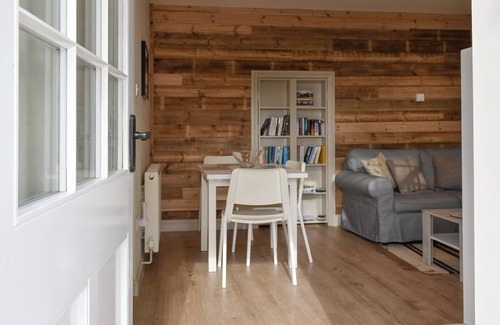 Sturminster Newton Cottage | 1 bedroom accommodation in Bagber, near Sturminster Newton