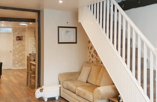 Dalton-in-Furness Cottage | 1 bedroom accommodation in Dalton-in-Furness