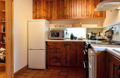 Lindale Cottage | 1 bedroom accommodation in Lindale, near Grange-over-Sands