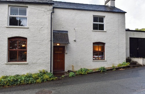 Lindale Cottage | 1 bedroom accommodation in Lindale, near Grange-over-Sands