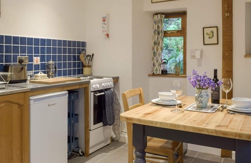 Haverfordwest Cottage | 1 bedroom accommodation in Haverfordwest