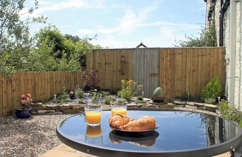 Kirkcudbright Cottage | 1 bedroom accommodation in Borgue, near Kirkcudbright