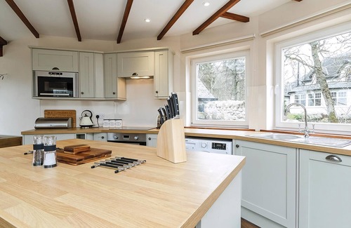 Clova Ski Chalet | 1 bedroom accommodation in Nr Kirriemuir