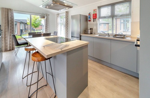 Pentney Ski Chalet | 1 bedroom accommodation in Pentney, King&rsquo;s Lynn
