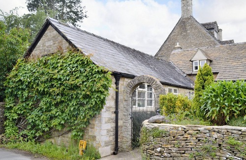 Ampney Crucis Cottage | 1 bedroom accommodation in Ampney Crucis, near Cirencester