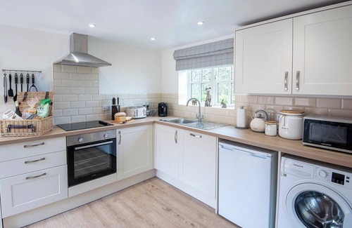 West Ashby Cottage | 1 bedroom accommodation in Fulletby, near Horncastle