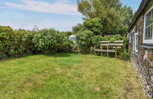 Saint Gennys Cottage | 1 bedroom accommodation in Camelford