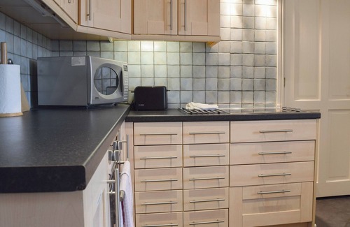 Clopton Cottage | 1 bedroom accommodation in Clopton, near Kettering