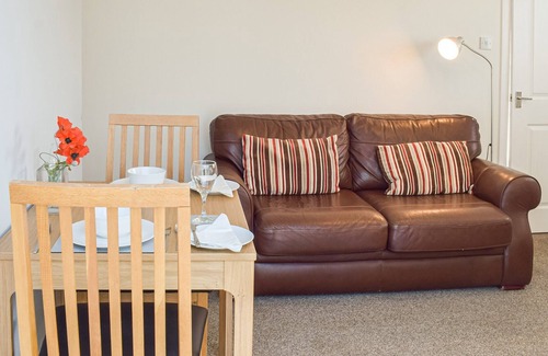 Prestwick Cottage | 1 bedroom accommodation in Prestwick, near Ayr