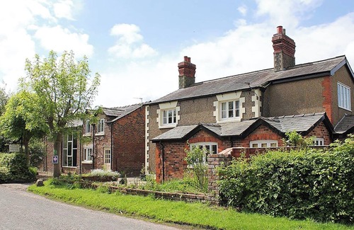 Ormskirk Cottage | 1 bedroom accommodation in Burscough, near Southport