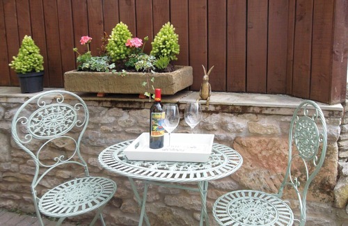 Wrelton Cottage | 1 bedroom accommodation in Wrelton, near Pickering