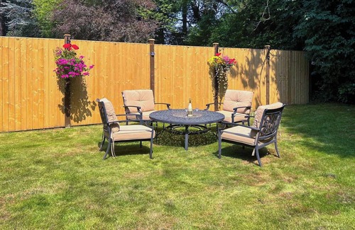 Rodborough Cottage | 1 bedroom accommodation in Rodborough Common, near Stroud