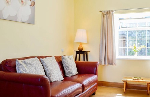 Bryn-crug Cottage | 1 bedroom accommodation in Bryncrug, near Tywyn