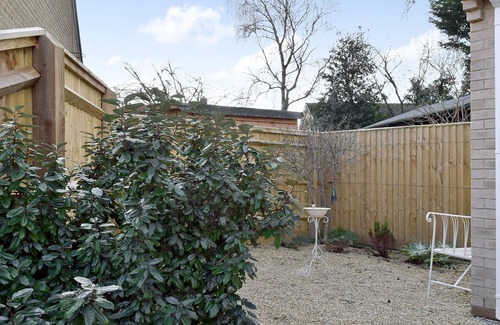 Witney Cottage | 1 bedroom accommodation in Witney