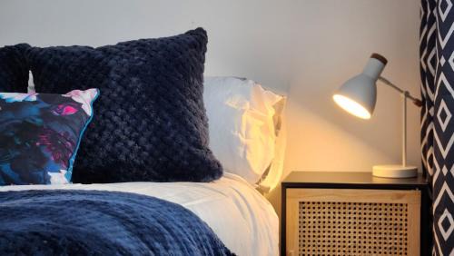 Peterborough Apartment | 1 Bedroom Apartment Urban Stay