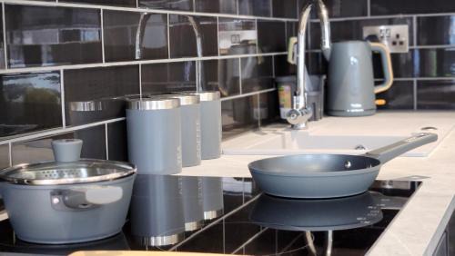 Peterborough Apartment | 1 Bedroom Apartment Urban Stay
