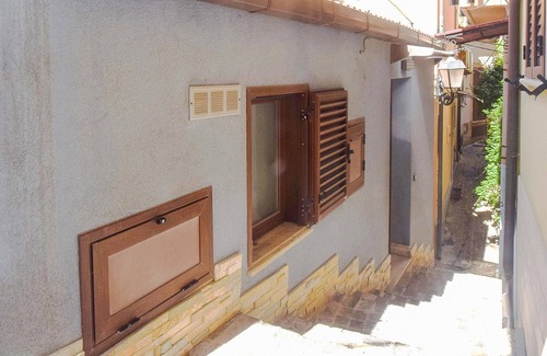 Scilla House | 1 bedroom beautiful home in Scilla
