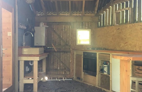 Georgeham Cabin | 1 Bedroom Cabin @ WesterDavid