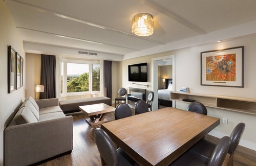 Collingwood Resort | 1 Bedroom condo at Living Water Resort & Spa - 1 Bedroom condo at Living Water Resort & Spa
