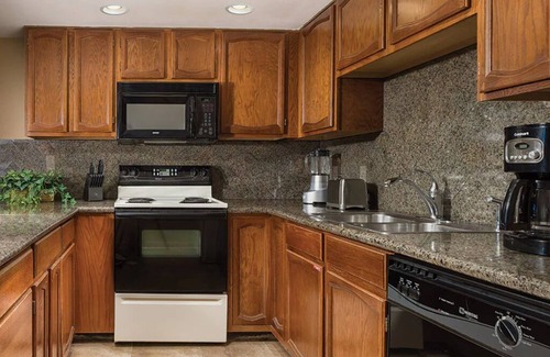 Flagstaff Resort | 1 Bedroom Condo in Flagstaff, on Golf Course!