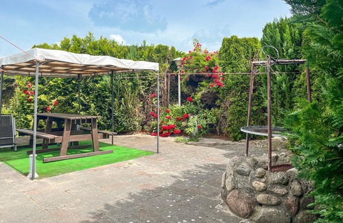 gmina Bedzino House | 1 bedroom gorgeous home in Mscice