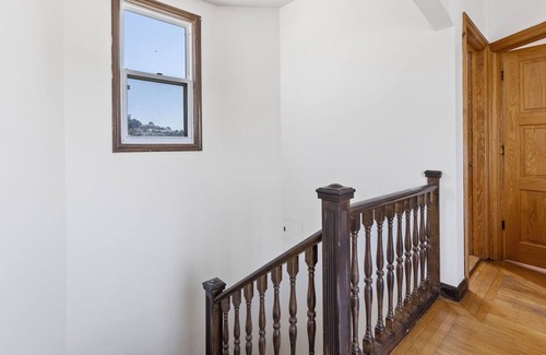 Mount Davidson Manor House | 1-Bedroom in Upscale Ingleside