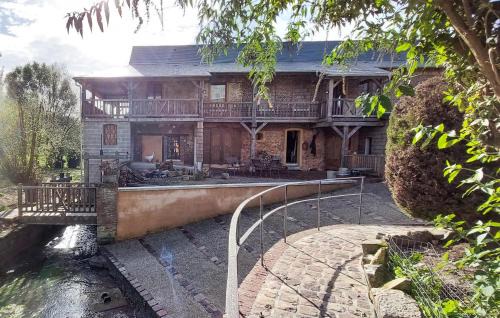 Montville Apartment | 1 Bedroom Nice Apartment In Montville