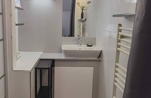 Bregy House | 1 Bedroom Private vacation home in Brégy