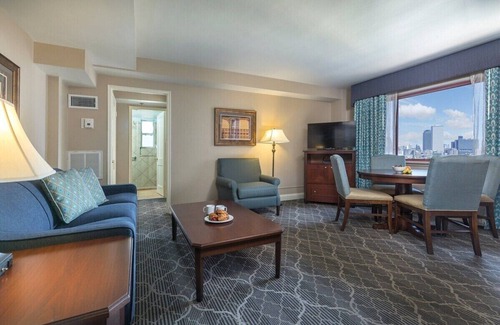 Lower Garden District Resort | 1 bedroom - sleeps 4 for Jazz Fest 2026