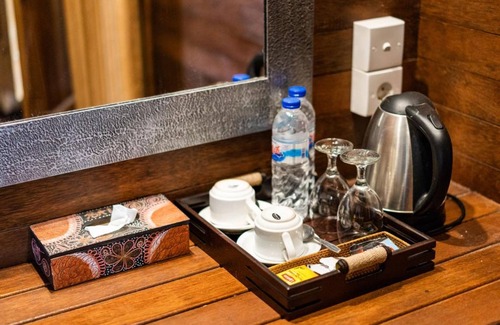 Mushroom Bay Cottage | 1 BR Balinese Wooden Cottage Near Mushroom Beach Nusa Lembongan