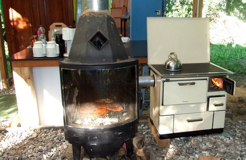 Carinerland RV Rental | 1 camp = 3 covered wagons :) Real nature adventure for 6 creatives