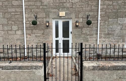 Nairn House | 1 Links Place