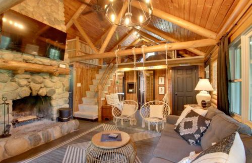 Breezy Point House | 1 Mi to Beach and Lake Breezy Point Cabin with Yard!