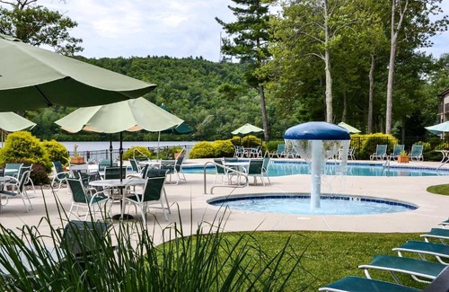 Lake Harmony Apartment | 1 Mi to Big Boulder Lakefront Unit with Pool Access