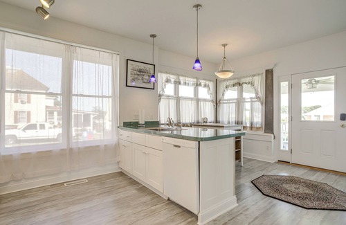 Willis Wharf House | < 1 Mi to Boat Ramp: Coastal Virginia Hideaway
