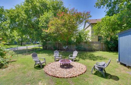 Georgetown Apartment | 1 Mi to Dtwn and Fenced Yard Georgetown Getaway!