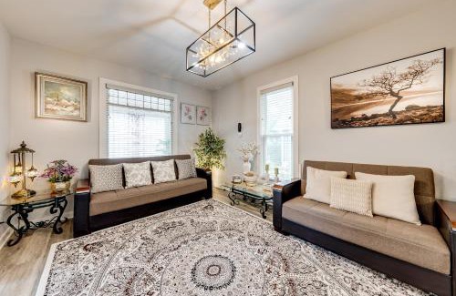 Elgin House | 1 Mi to Dtwn Elgin Dutch Colonial with Lovely Patio