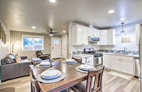 Clifton House | 1 Mi to Winery: Clifton Escape w/Grill & Yard!