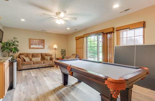 McHenry Apartment | 1 Mi to Wisp Resort Hot Tub Haven in McHenry!