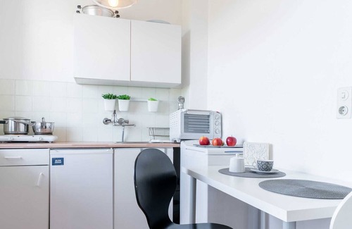 Burg Apartment | 1 room apartment | ID 6841 | WiFi-Apartments