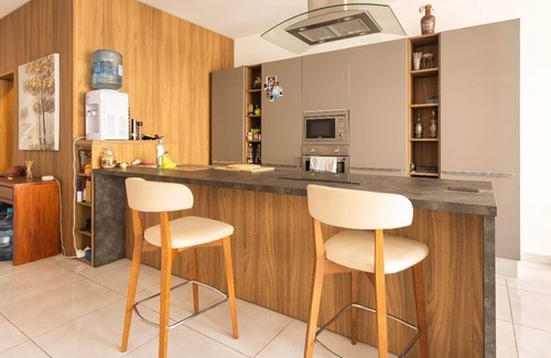 St. Andrew's Apartment | 1 Room in a Modern Apartment