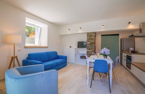 Levo Apartment | 1-room studio apartment with garden and terrace